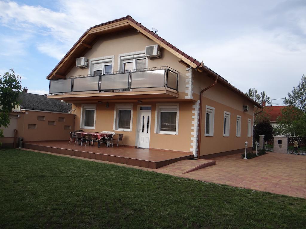 Marinica Apartman Hajdúszoboszló Dış mekan fotoğraf