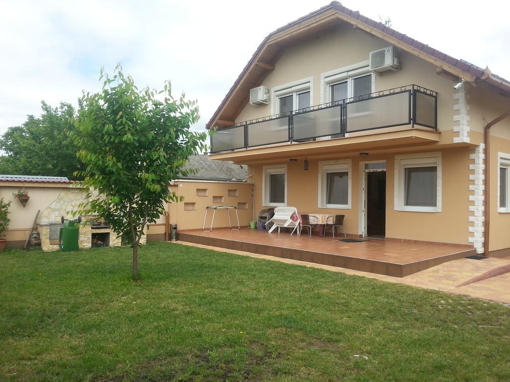 Marinica Apartman Hajdúszoboszló Dış mekan fotoğraf