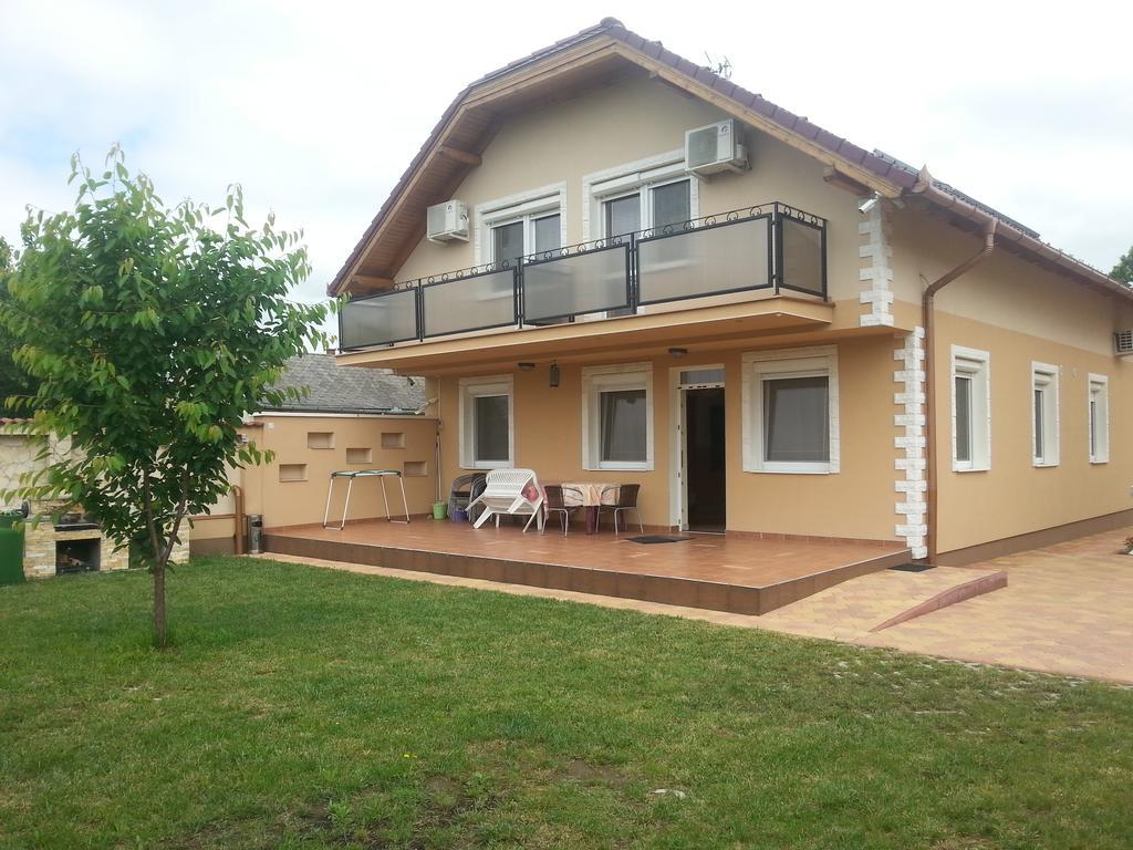 Marinica Apartman Hajdúszoboszló Dış mekan fotoğraf